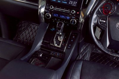 TOYOTA VELLFIRE 2.5ZG ปี 2019