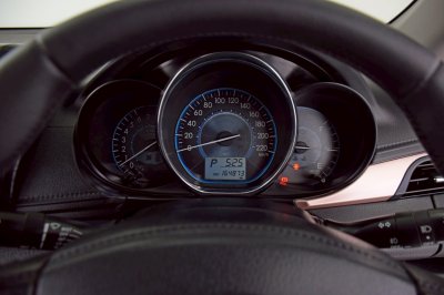 TOYOTA VIOS 1.5MID ปี 2020