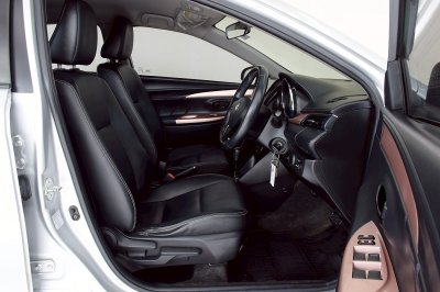TOYOTA VIOS 1.5MID ปี 2020