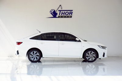 TOYOTA YARIS ATIV 1.2 Sport AT ปี 2024