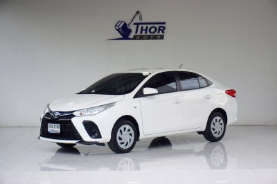TOYOTA YARIS ATIV 1.2 Entry AT ปี 2022