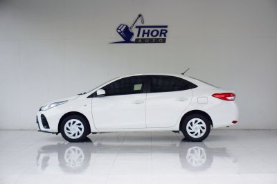 TOYOTA YARIS ATIV 1.2 Entry AT ปี 2022