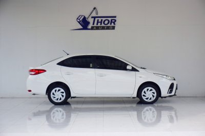 TOYOTA YARIS ATIV 1.2 Entry AT ปี 2022