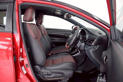 TOYOTA YARIS Hatchback 1.2 Sport Premium X ปี 2022