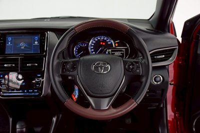 TOYOTA YARIS Hatchback 1.2 Sport Premium X ปี 2022