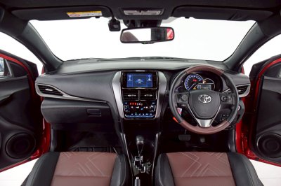 TOYOTA YARIS Hatchback 1.2 Sport Premium X ปี 2022