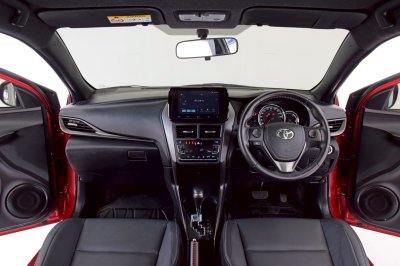 TOYOTA YARIS Hatchback 1.2 Smart ปี 2023