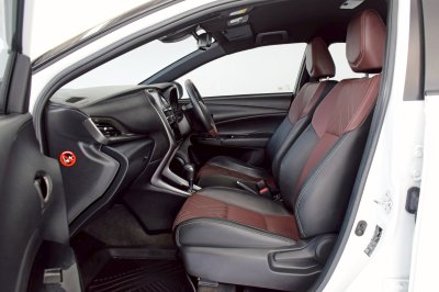 TOYOTA YARIS Hatchback 1.2 Sport Premium X ปี 2022