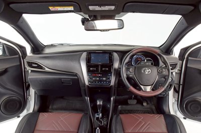 TOYOTA YARIS Hatchback 1.2 Sport Premium X ปี 2022