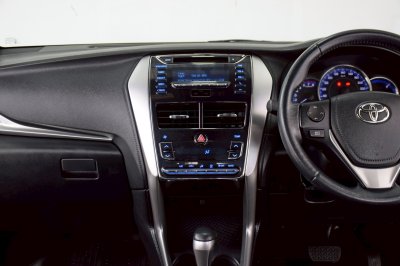TOYOTA YARIS Hatchback 1.2G ปี 2018