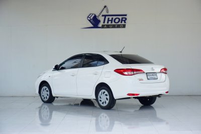 TOYOTA YARIS ATIV 1.2 Entry AT ปี 2022