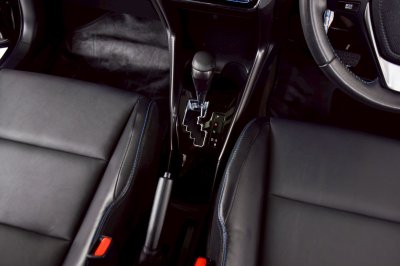 TOYOTA YARIS Hatchback 1.2 Sport AT ปี 2022