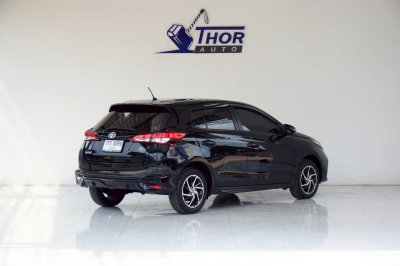 TOYOTA YARIS Hatchback 1.2 Sport AT ปี 2022