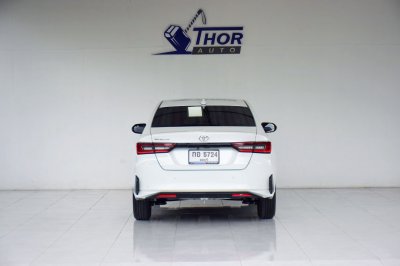 TOYOTA YARIS ATIV 1.2 Premium Luxury AT ปี 2025