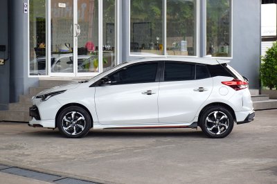 TOYOTA YARIS Hatchback 1.2 Smart ปี 2023
