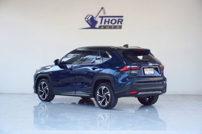 Toyota Yaris Cross 1.5 HEV Premium Luxury AT ปี 2024