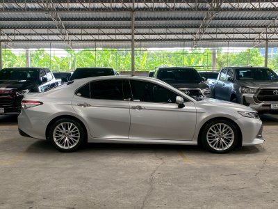 Toyota Camry 2.5G ปี2020
