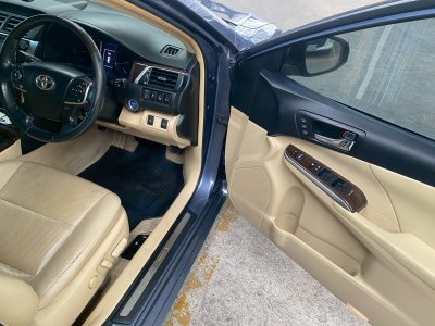 Toyota Camry 2.5 Hybrid Premium2015