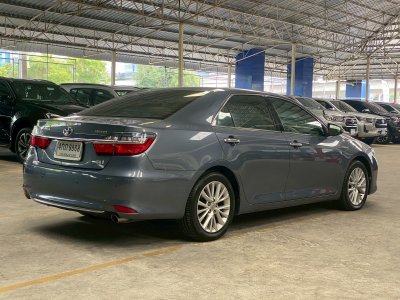 Toyota Camry 2.5 Hybrid Premium2015