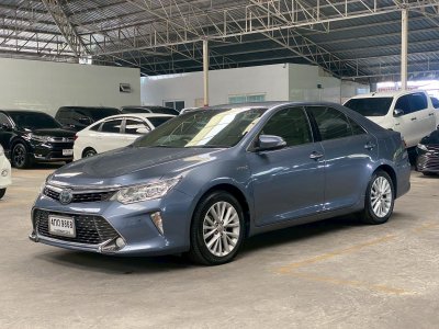 Toyota Camry 2.5 Hybrid Premium2015