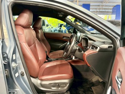 TOYOTA COROIIA CROSS 1.8  HYBRID PREMIUM SAFETY 2021