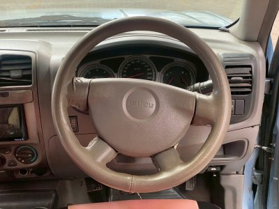 Isuzu D'Max Spacecab 2.5SLX I-TEQ ปี2006