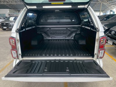 lsuzu D'Max 3.0M Vcross Hi-Lander 2023