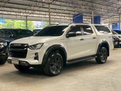 lsuzu D'Max 3.0M Vcross Hi-Lander 2023