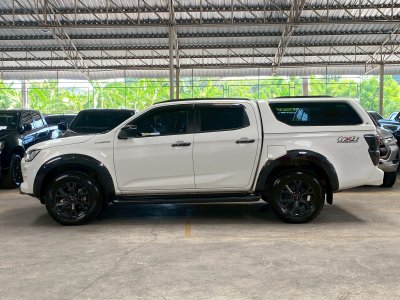 lsuzu D'Max 3.0M Vcross Hi-Lander 2023