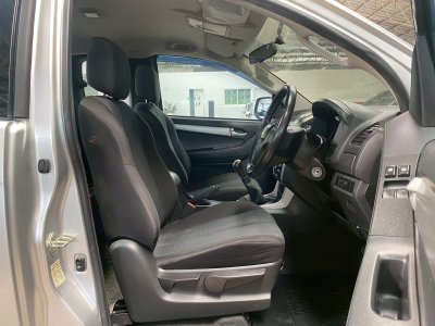 4Isuzu D-Max 2.5Z Hl-Lander Spacecab ปี 2014