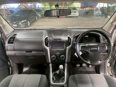 4Isuzu D-Max 2.5Z Hl-Lander Spacecab ปี 2014
