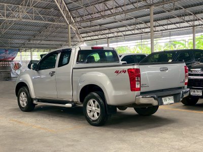 4Isuzu D-Max 2.5Z Hl-Lander Spacecab ปี 2014