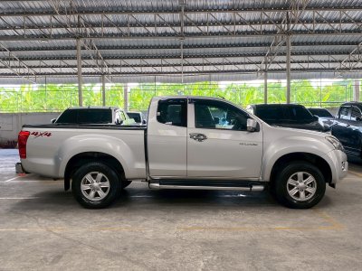 4Isuzu D-Max 2.5Z Hl-Lander Spacecab ปี 2014