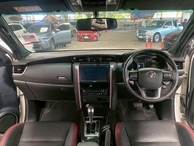 TOYOTA FORTUNER 2.4 Legender  ปี 2021จด22