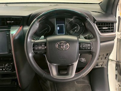 TOYOTA FORTUNER 2.4 Legender  ปี 2021จด22