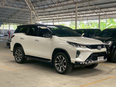 TOYOTA FORTUNER 2.4 Legender  ปี 2021จด22