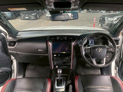 TOYOTA FORTUNER  2.4 Legender ปี 2023