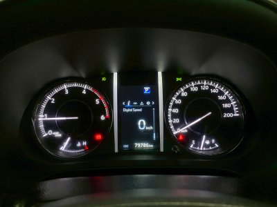 TOYOTA FORTUNER  2.4 Legender ปี 2023