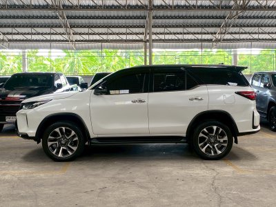 TOYOTA FORTUNER  2.4 Legender ปี 2023