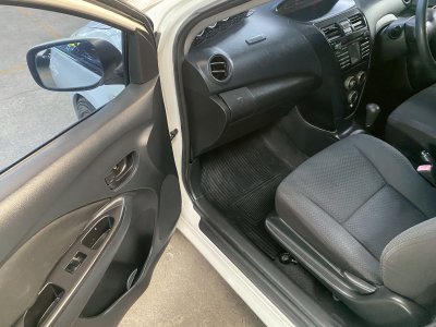 TOYOTA VIOS 1.5E 2009