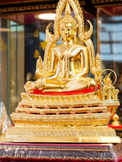 พระพทุธชินราช รุ่น เศรษฐีทวีศิลป์ ปี2568 ขนาดหน้าตัก 5.9 นิ้ว ปิดทองคำเเท้