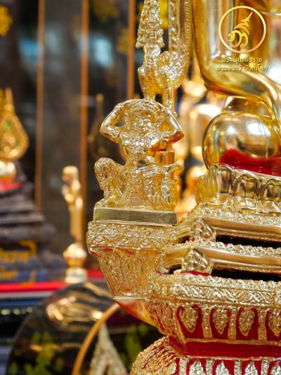 พระพทุธชินราช รุ่น เศรษฐีทวีศิลป์ ปี2568 ขนาดหน้าตัก 9 นิ้ว ปิดทองคำเเท้