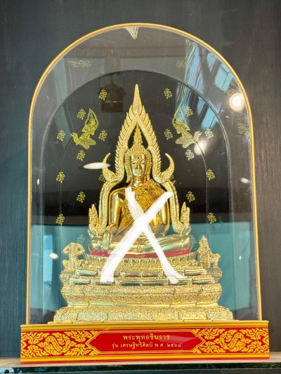 ตู้ครอบ รุ่น เศรษฐีทวีศิลป์ สำหรับพระ หน้าตัก 5.9 นิ้ว