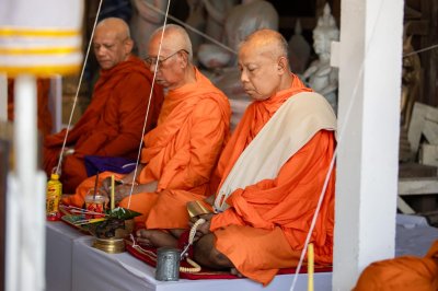 เหรียญนวะโลหะ หล่อโบราณ พระพุทธชินราช รุ่นมั่งมี ทวีสุข