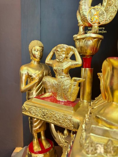 พระพุทธชินราช พระประธาน ขนาดหน้าตัก 29 นิ้ว