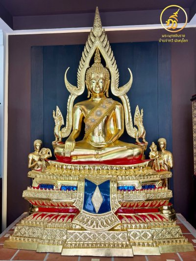พระพุทธชินราช พระประธาน ขนาดหน้าตัก 29 นิ้ว