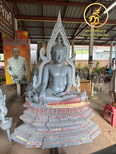 พระพุทธชินราช พระประธาน ขนาดหน้าตัก 39 นิ้ว