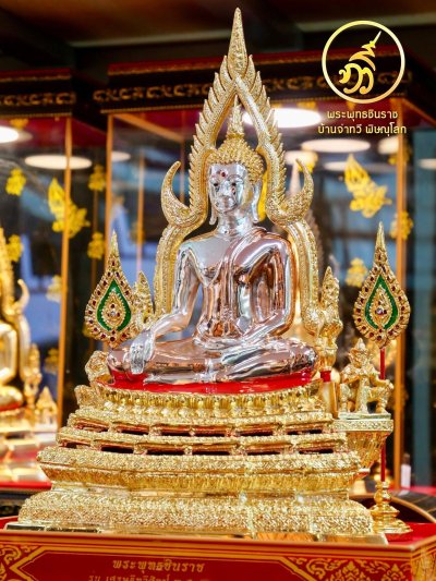 พระพทุธชินราช รุ่น เศรษฐีทวีศิลป์ ปี68 ขนาดหน้าตัก 5.9 นิ้ว เเบบ 3 กษัตริย์