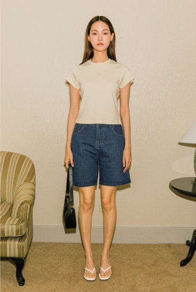Toogtons ทุกตอนส์ เสื้อยืดผู้หญิง รุ่น Baby Soft Signatures เสื้อยืด ผ้านุ่มใส่สบาย