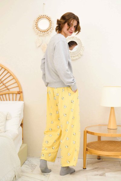 Toogtons ทุกตอนส์ กางเกงขายาว นุ่มเหมือนมาร์ชเมลโล่ ลายชินจัง กางเกงขายาวลำลอง ใส่สบาย